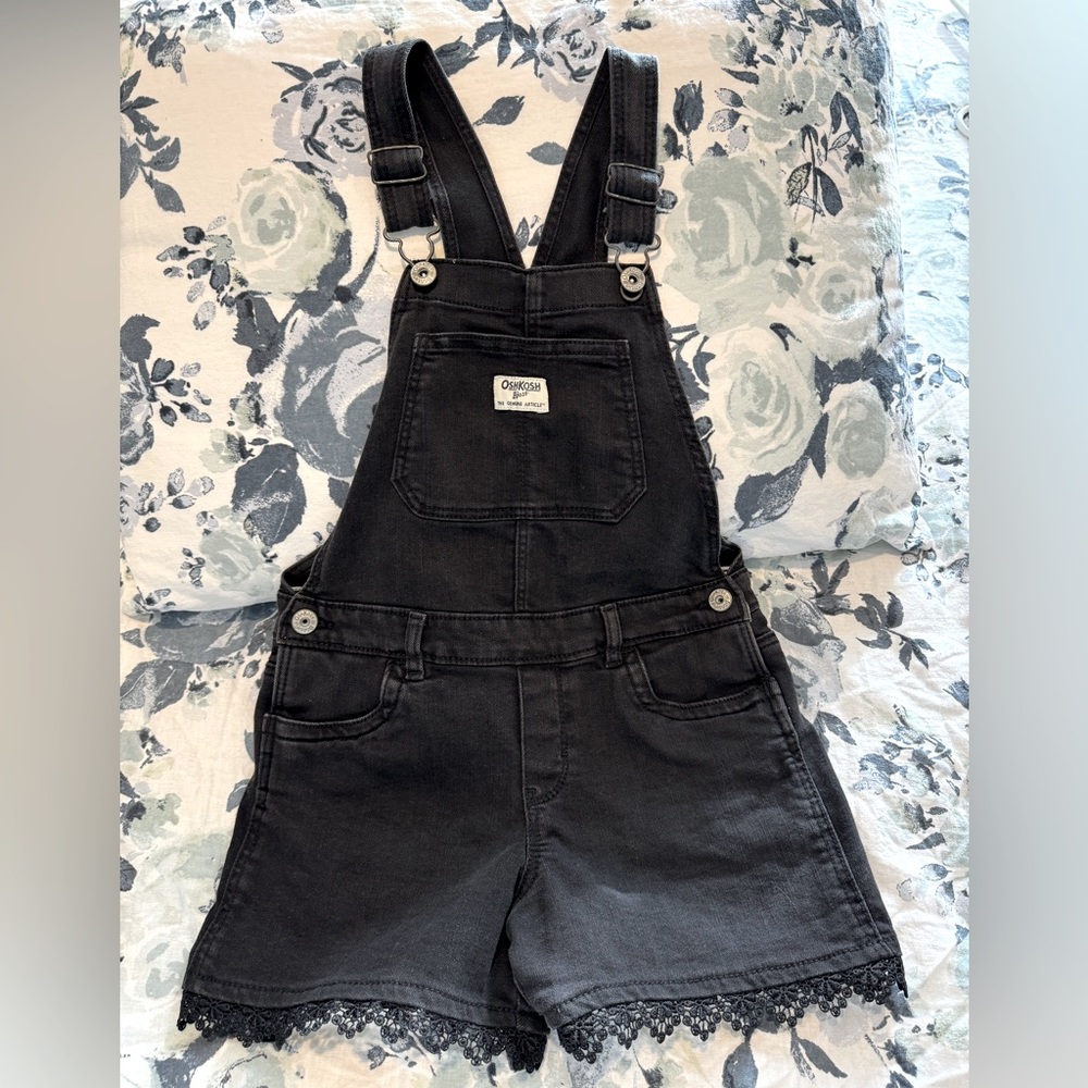 Girls Osh Kosh overalls size 8